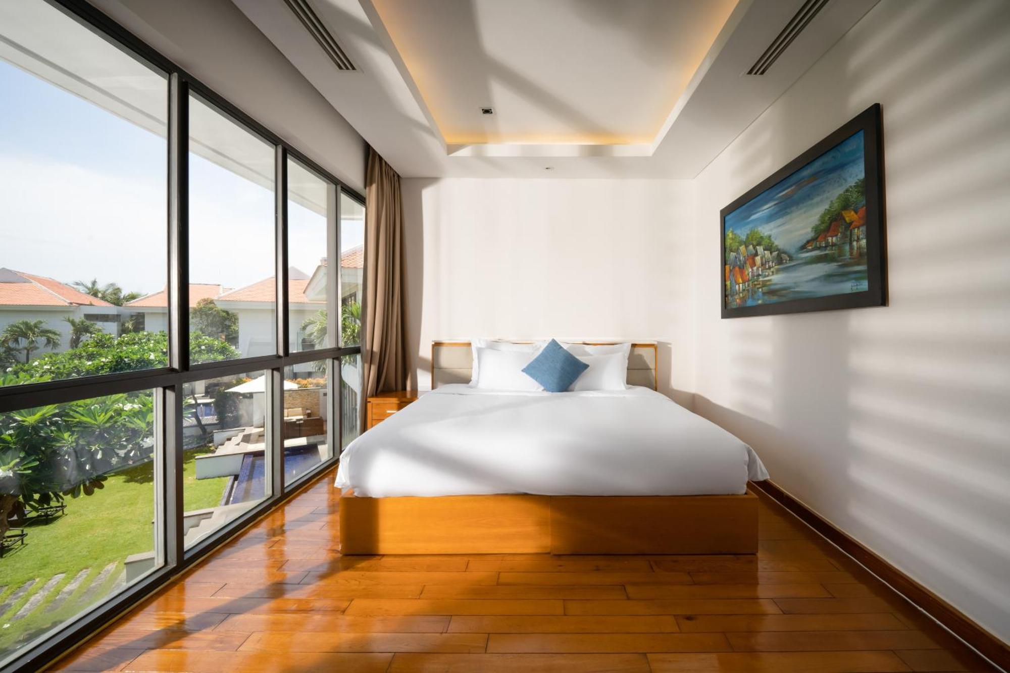 The Ocean Suites Da Nang Exterior photo
