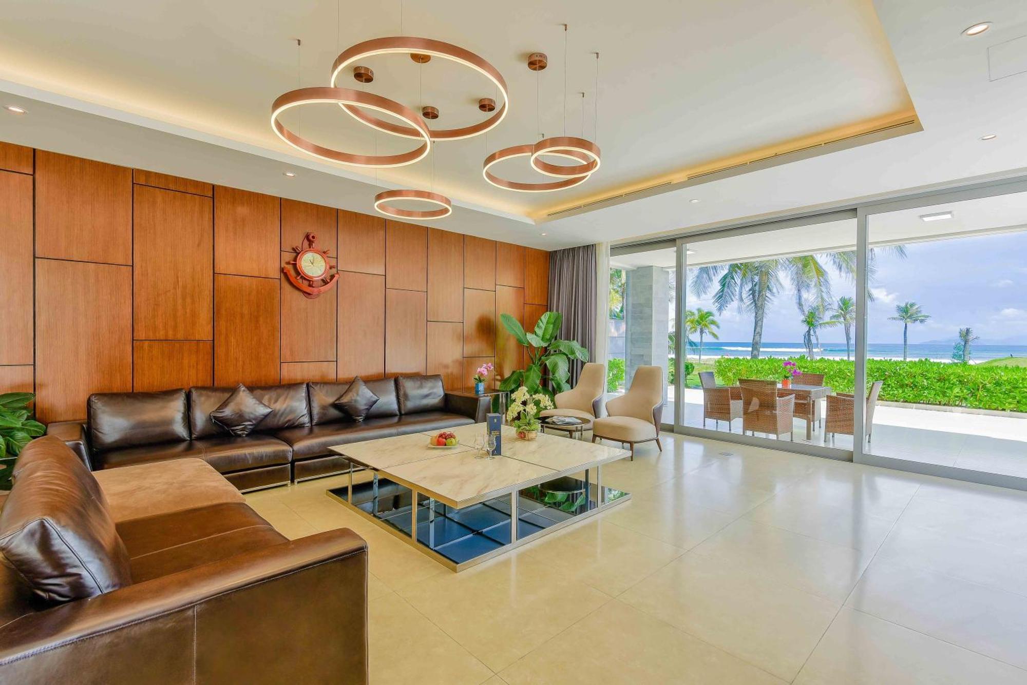 The Ocean Suites Da Nang Exterior photo